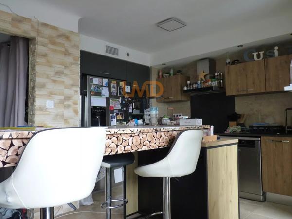 Beau T4 vue dégagée en résidence calme et sécurisée