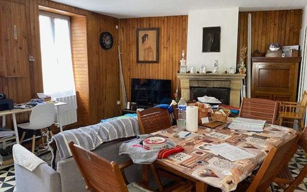 Maison à vendre    2 pièces • 76,43 m2 Muron