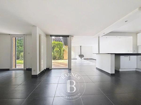 Villeneuve-d'Ascq, Maison 3 Chambres -  110 m² à vendre