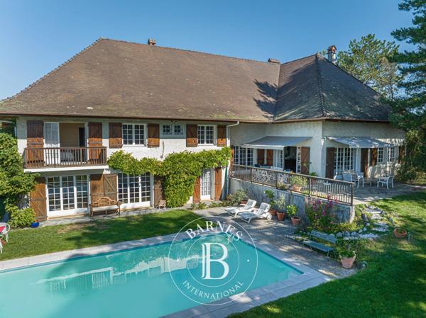 Annecy-le-Vieux, Villa 6 Chambres -  370 m² à vendre