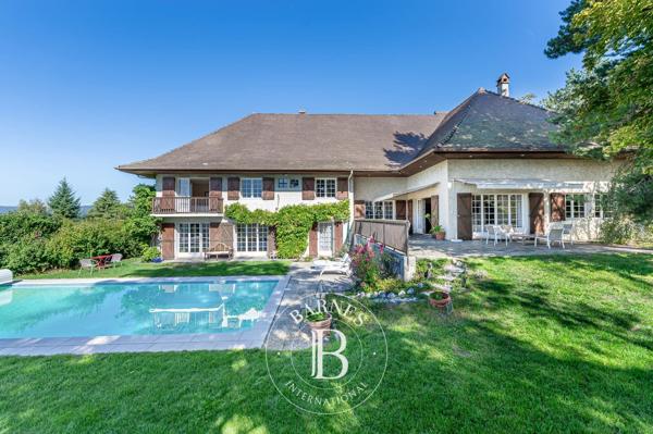 Annecy-le-Vieux, Villa 6 Chambres -  370 m² à vendre