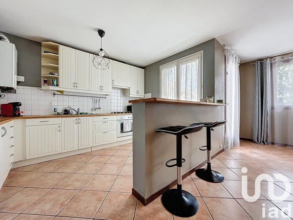 Location appartement 3 pièces 75 m² Pontault-Combault