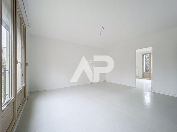 Appartement 3 pièce(s) 59.47 m² 249 000 € **  - Référence  162096