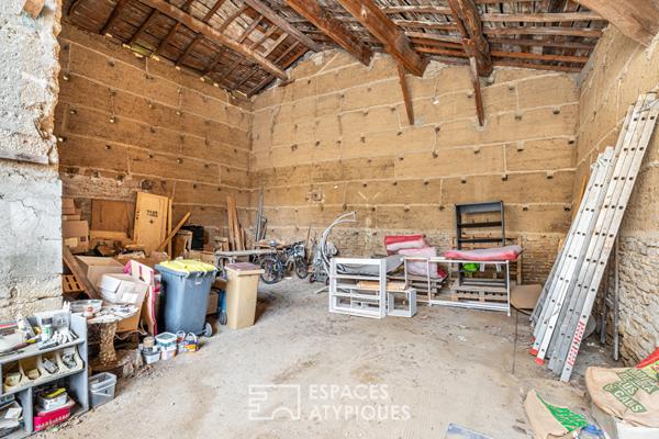 Maison en pierres dorées