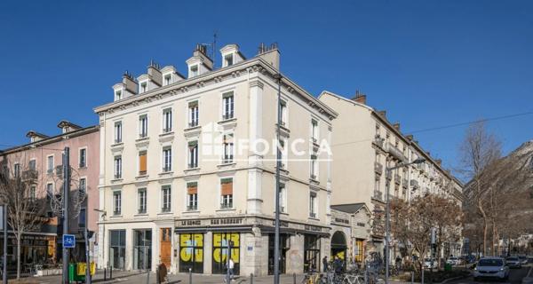 À vendre Appartement 4 pièces 79 m² - Grenoble 38000