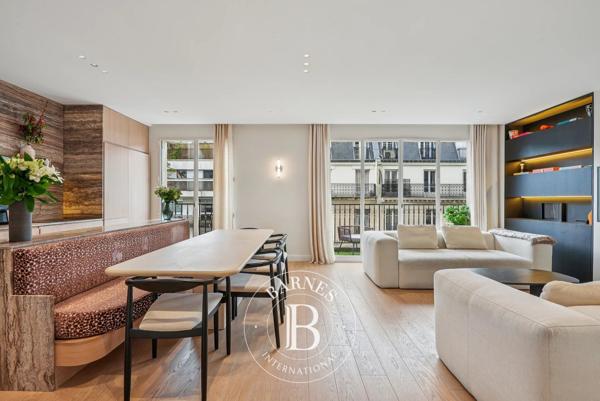 Paris 16ème, Appartement 2 Chambres -  84 m² à vendre
