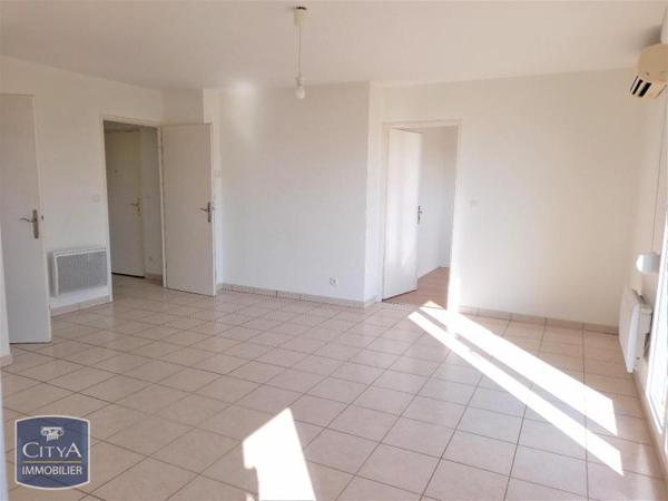 Appartement à louer 2 pièces 53.95m²