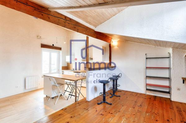 T3 CROIX ROUSSE EN DERNIER ÉTAGE