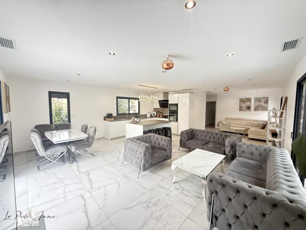 Canohès (66680) MAGNIFIQUE VILLA T5 NEUVE CONTEMPORAINE – PLAIN-PIED 4 FACES – RT 2012 – 139 m² – PARCELLE 626 m²