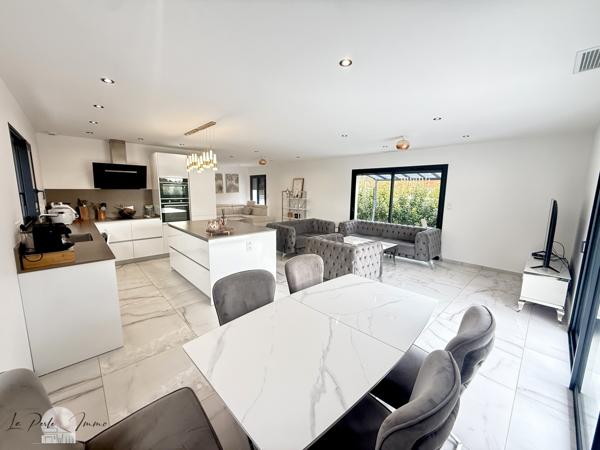 Canohès (66680) MAGNIFIQUE VILLA T5 NEUVE CONTEMPORAINE – PLAIN-PIED 4 FACES – RT 2012 – 139 m² – PARCELLE 626 m²