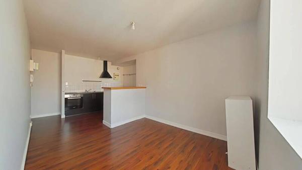 Appartement 2 pièces                                        - 42000 Saint-Étienne Réf : 13069