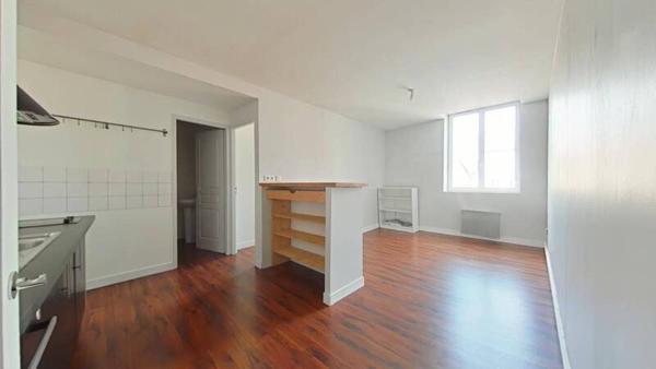 Appartement 2 pièces                                        - 42000 Saint-Étienne Réf : 13069