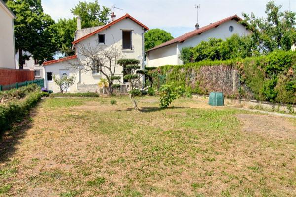 MASSY Limite ANTONY Maison 4 pièces 68 m² sur un terrain clos de 470 m²