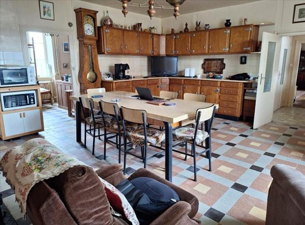 Maison à vendre |  Masseret |  7 pièces | 269 m²