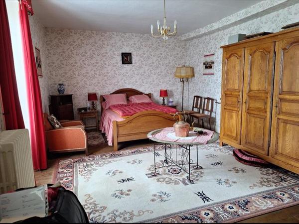 Maison à vendre |  Masseret |  7 pièces | 269 m²