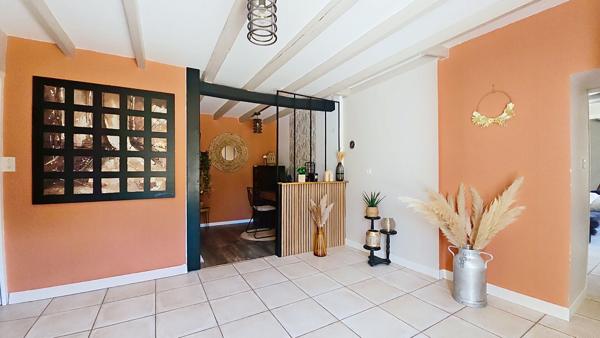 Coup de Coeur à Doix - Belle maison familiale rénovée, beaux volumes et potentiel