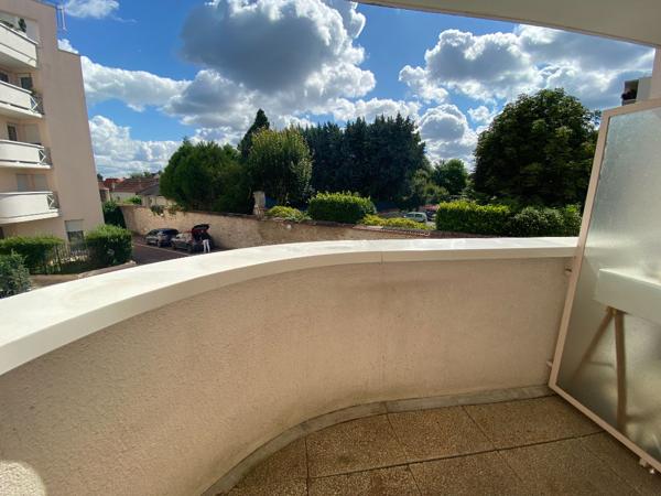 Appartement Montgeron 1 pièce 25.74 m²