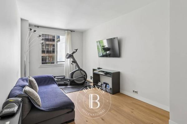 Paris 16ème, Appartement 2 Chambres -  78 m² à vendre