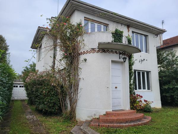 Maison Pau 6 pièce(s) 136 m2