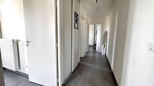 T3 Lumineux Avec Balcon Et Vue Dégagée – Lyon 9