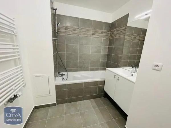 Appartement à louer 3 pièces 60.63m²