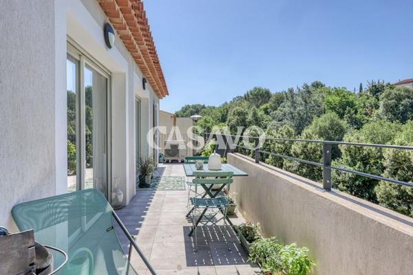 Vente Appartement 3 pièces de 69m² - 13640 La Roque-d'Anthéron