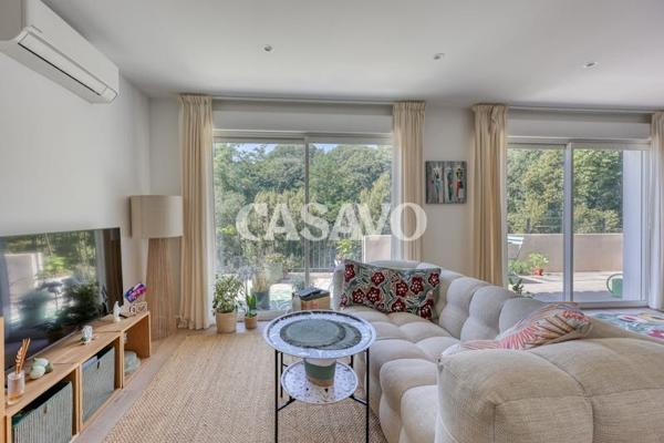 Vente Appartement 3 pièces de 69m² - 13640 La Roque-d'Anthéron