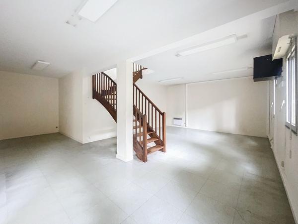 Achat local commercial près de FLERS - 4 pièce(s) - 123 m² - 108 100 €