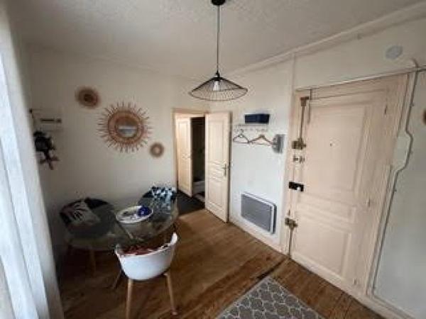 MERVILLE FRANCEVILLE. AppartF1/F2. 95000 € FAI.