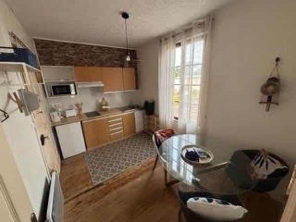 MERVILLE FRANCEVILLE. AppartF1/F2. 95000 € FAI.