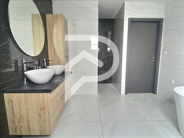 Maison 4 pièces 105 m2