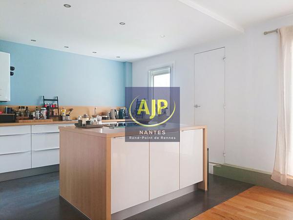 Vente appartement Nantes : 329 700 € - AJP Immobilier Nantes Rond-Point de Rennes