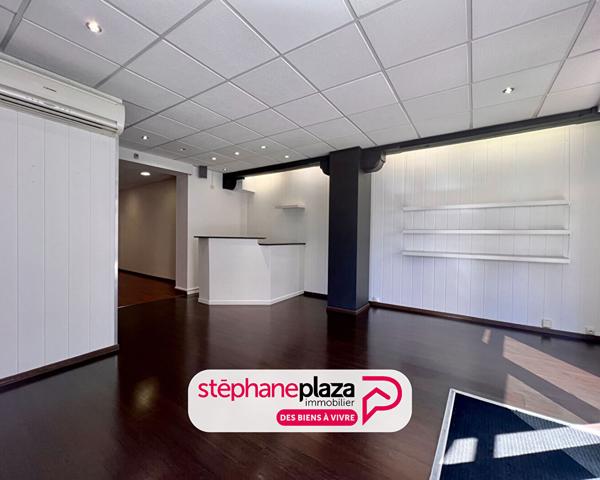 Local commercial 6 pièces 158 m2