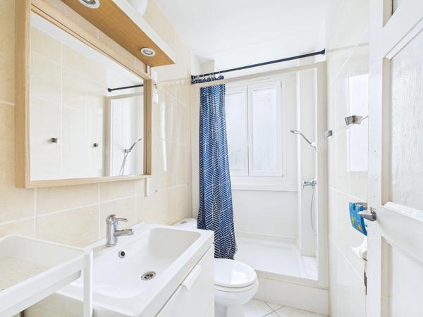 Nouveauté - 2 pièces de 40 m² à 4 min du RER