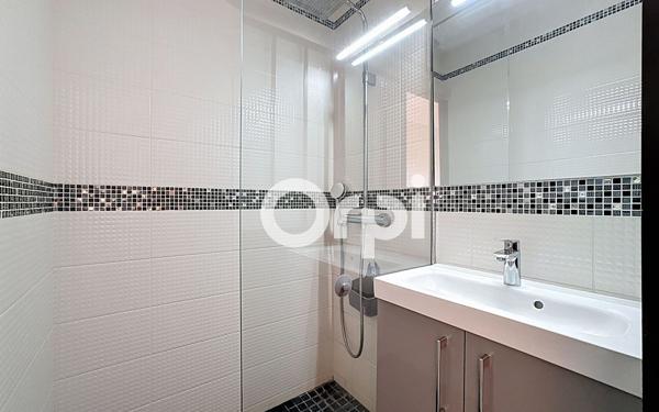 Maison à vendre    5 pièces • 135 m2 Contamine-sur-Arve