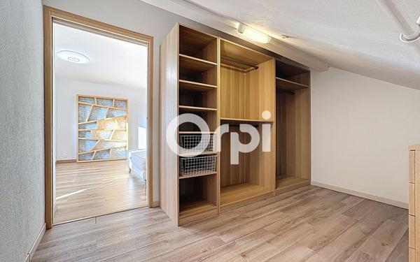 Maison à vendre    5 pièces • 135 m2 Contamine-sur-Arve