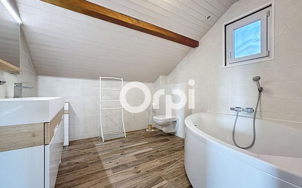 Maison à vendre    5 pièces • 135 m2 Contamine-sur-Arve