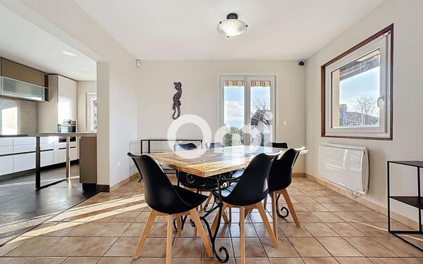 Maison à vendre    5 pièces • 135 m2 Contamine-sur-Arve