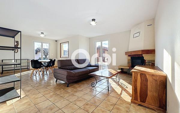 Maison à vendre    5 pièces • 135 m2 Contamine-sur-Arve