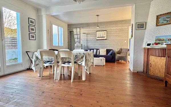 Maison à vendre    5 pièces •  Le Grand-Village-Plage