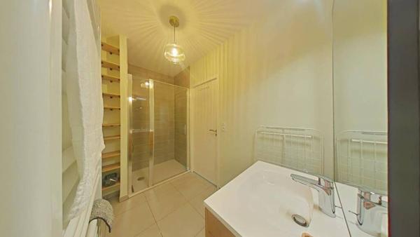 F1 MEUBLE NEUF AVEC GARAGE - SAINT GENEST LERPT