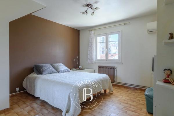 Marseille 7ème, Maison 4 Chambres -  183 m² à vendre