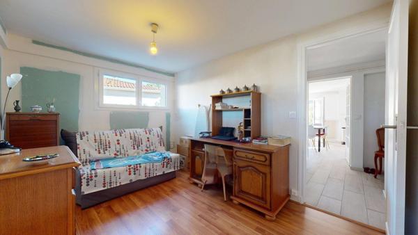 Parentis-en-Born : maison familiale avec double logement et piscine