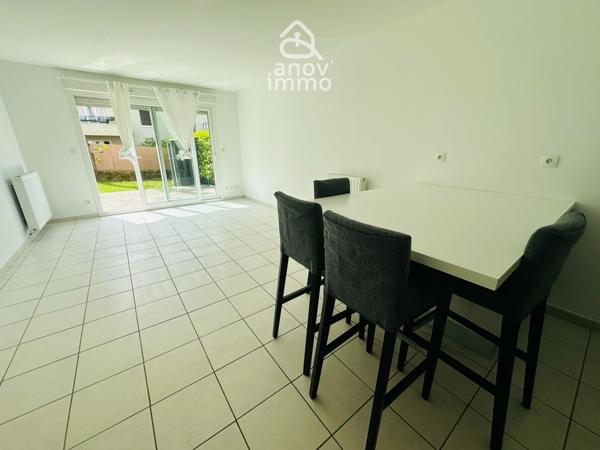 Appartement
                                                                                                                                                                                                                                                                                                                        3 pièce(s)                                                                                                                                                                                                          2 chambre(s)                                                                                                                                                                                                          64  m²
