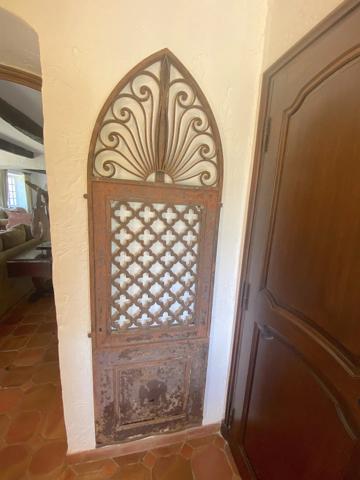 Propriété d'exception avec jardin d'1,6 hectares