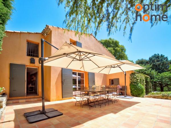 Aix-en-Provence - Superbe Mas Provençal T7 du 18ème Siècle de 275 m2 environ entièrement rénové, sur 6000 m2 de terrain, au calme et sans vis à vis