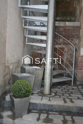 MAISON DE CARACTERE DU 18ème SITUEE  AU COEUR DE VILLE DANS UN SECTEUR HISTORIQUE ET PIETONNIER