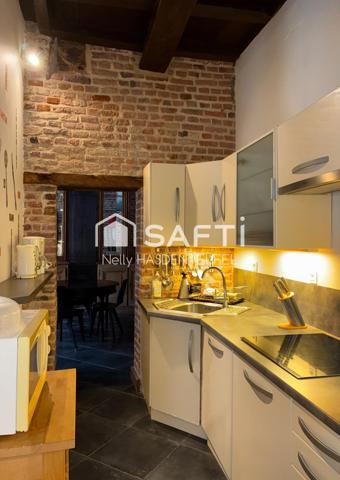 MAISON DE CARACTERE DU 18ème SITUEE  AU COEUR DE VILLE DANS UN SECTEUR HISTORIQUE ET PIETONNIER