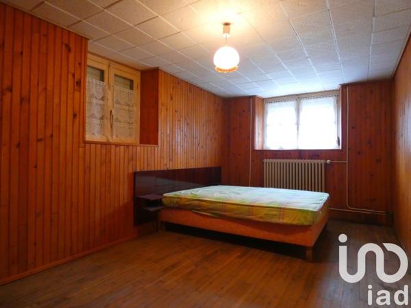 Maison 5 pièces de 100 m² à Trévou-Tréguignec (22660)