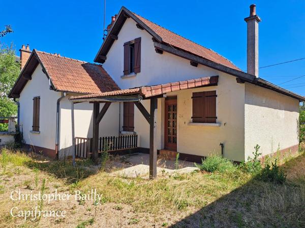 Maison 4 chambres avec grande dépendance sur 1300 m² de terrain.